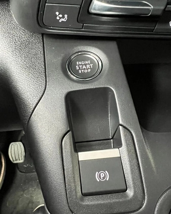 Toyota Proace City Verso cena 149000 przebieg: 5337, rok produkcji 2023 z Olszyna małe 596